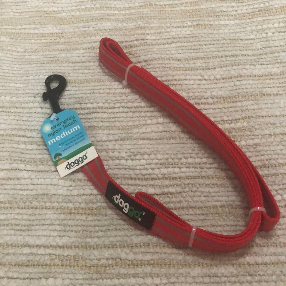 Doggo Dog Leash - 5 Feet in length